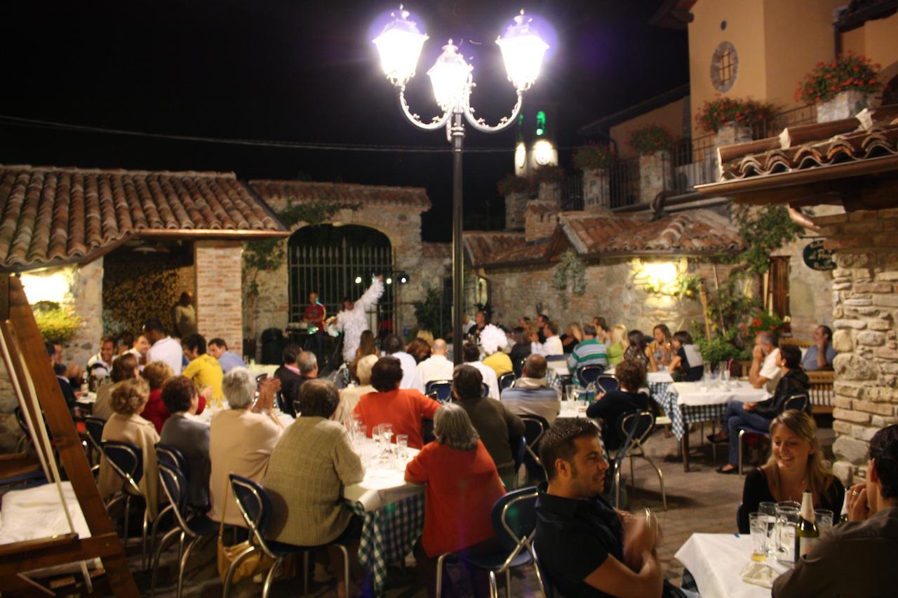Il Portico Hotel Carrosio ภายนอก รูปภาพ