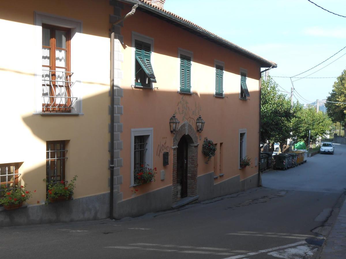 Il Portico Hotel Carrosio ภายนอก รูปภาพ