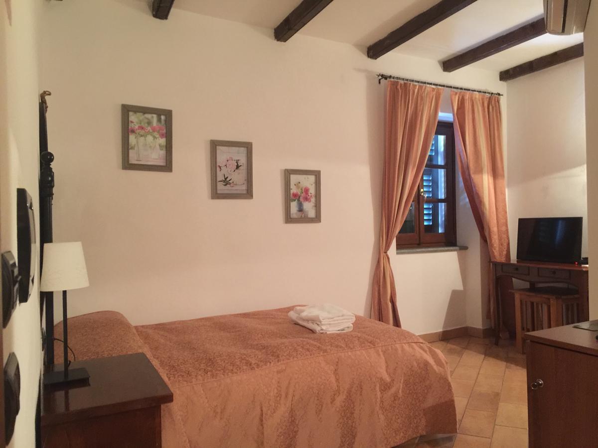 Il Portico Hotel Carrosio ภายนอก รูปภาพ
